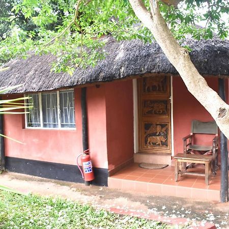 Tabonina Guesthouse Livingstone Ngoại thất bức ảnh