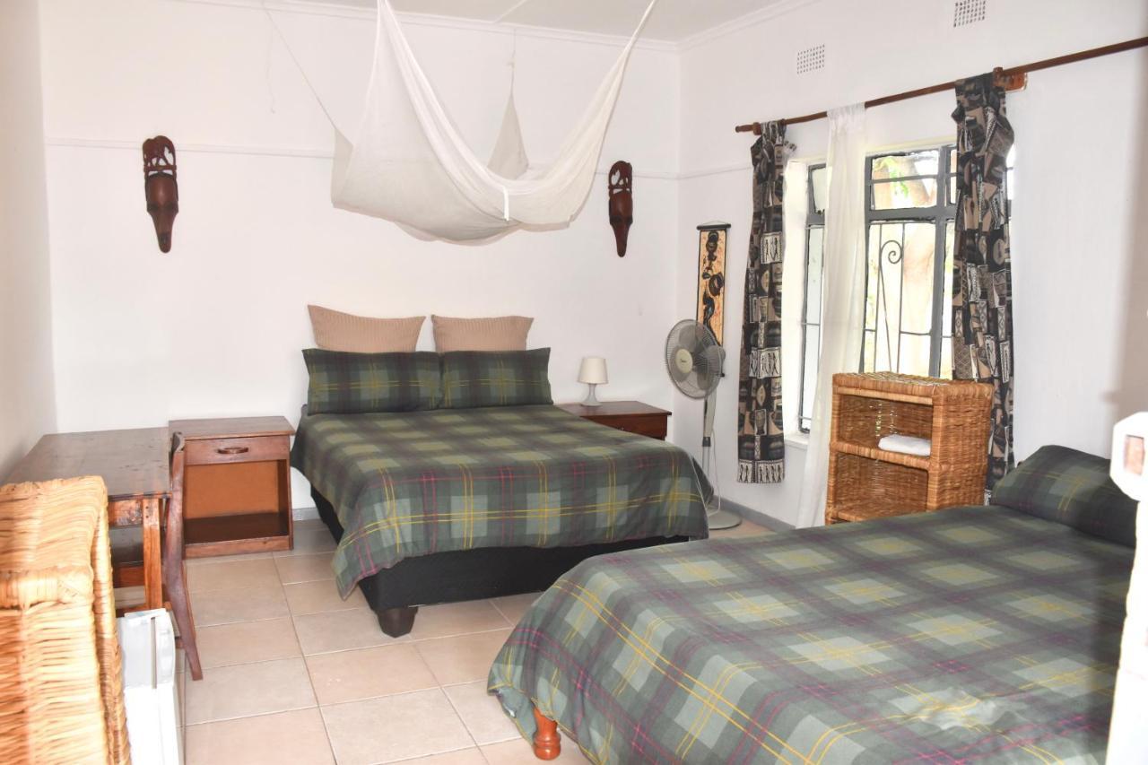 Tabonina Guesthouse Livingstone Ngoại thất bức ảnh