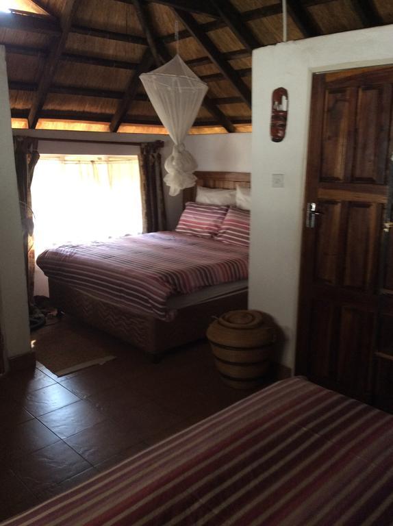 Tabonina Guesthouse Livingstone Ngoại thất bức ảnh