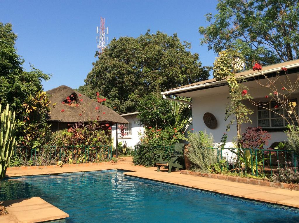 Tabonina Guesthouse Livingstone Ngoại thất bức ảnh