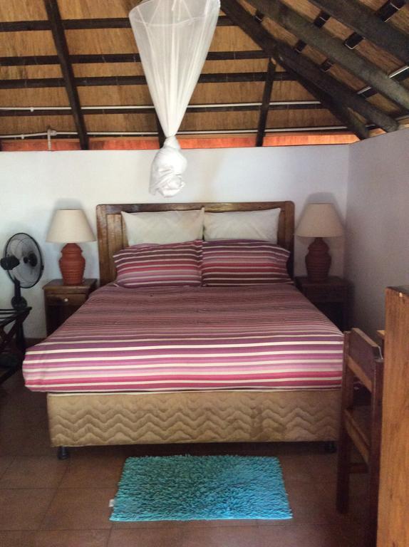 Tabonina Guesthouse Livingstone Ngoại thất bức ảnh