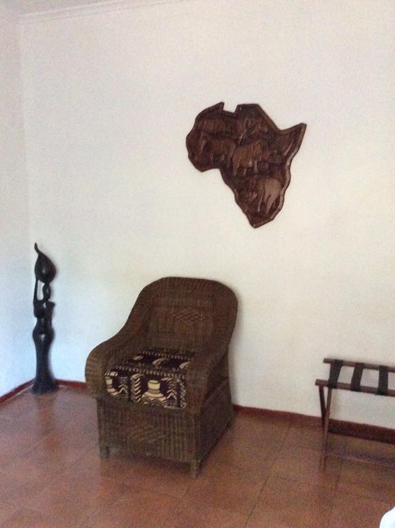 Tabonina Guesthouse Livingstone Ngoại thất bức ảnh