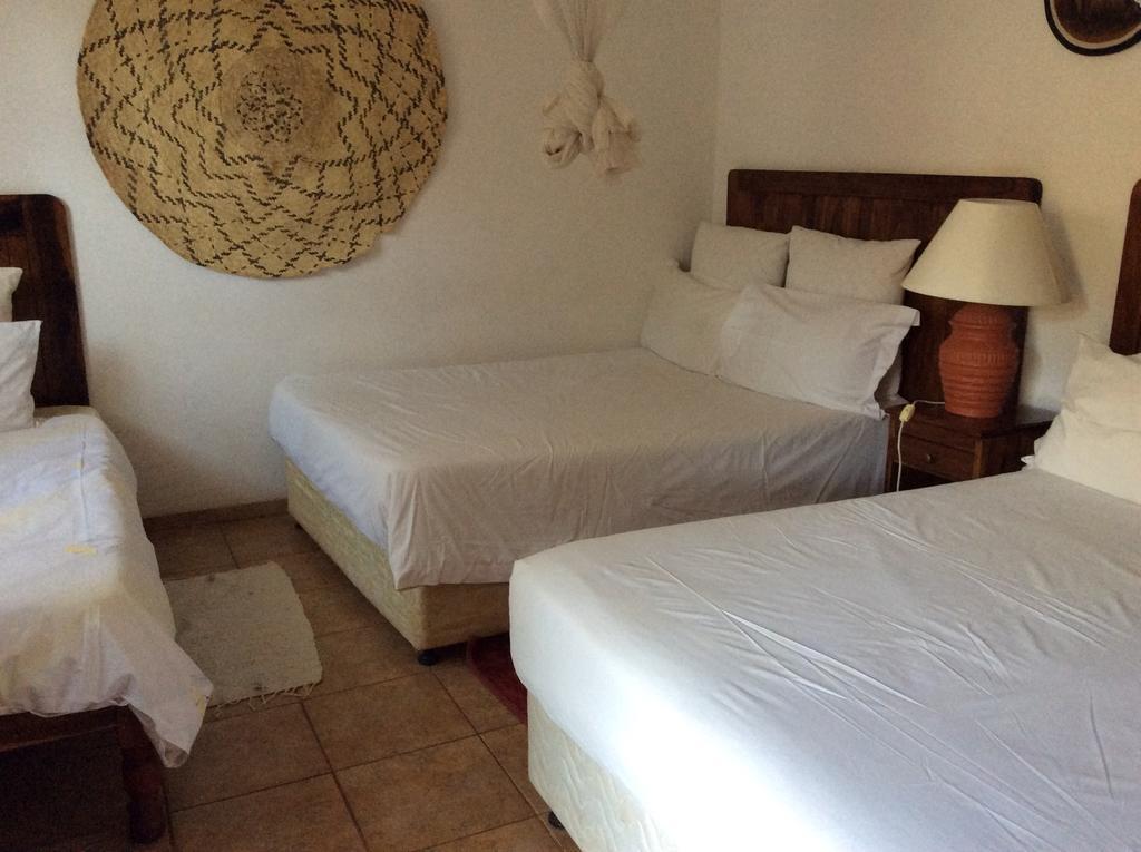 Tabonina Guesthouse Livingstone Ngoại thất bức ảnh