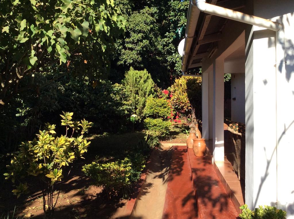 Tabonina Guesthouse Livingstone Ngoại thất bức ảnh