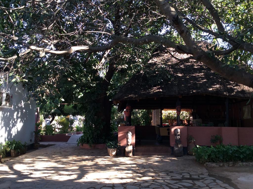 Tabonina Guesthouse Livingstone Ngoại thất bức ảnh